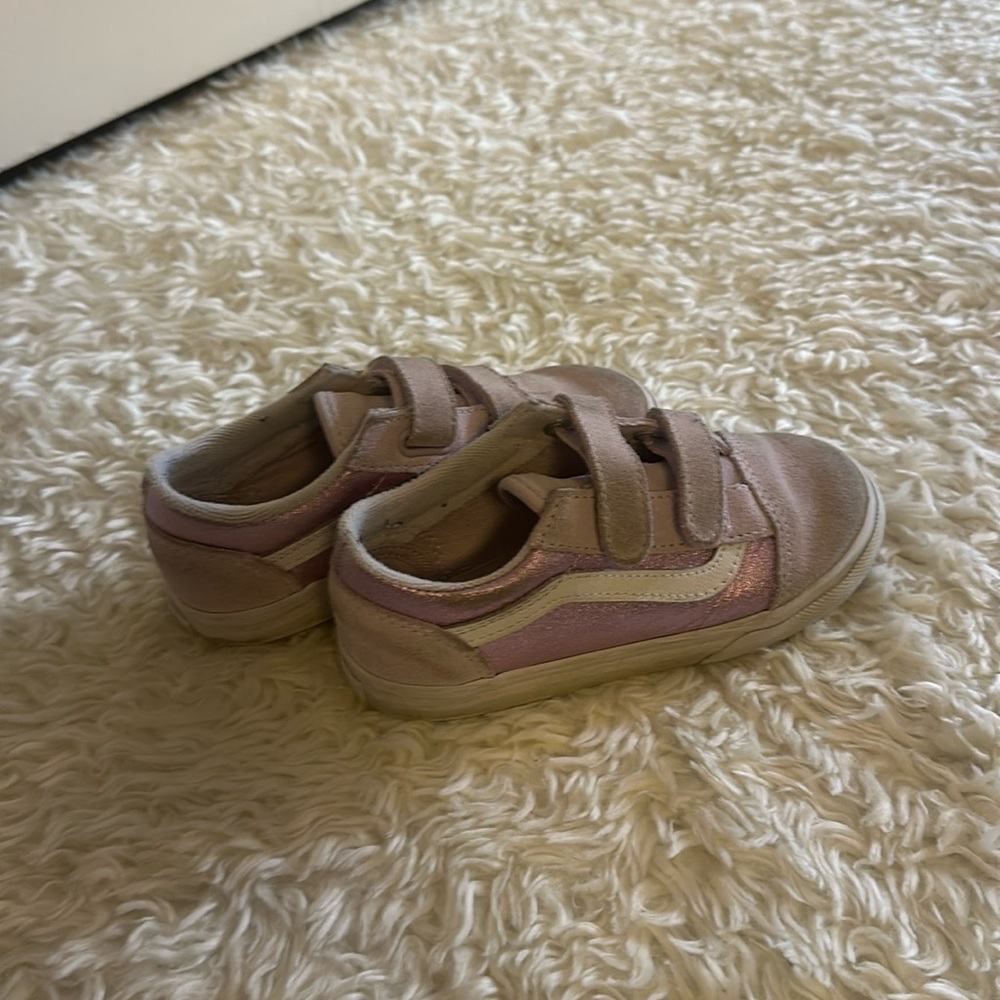Girls Vans